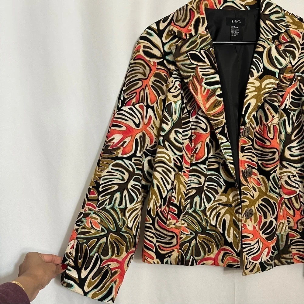 90s Vintage R.Q.T Women's Leaf Print Multicolor Front Button Jacket sz M